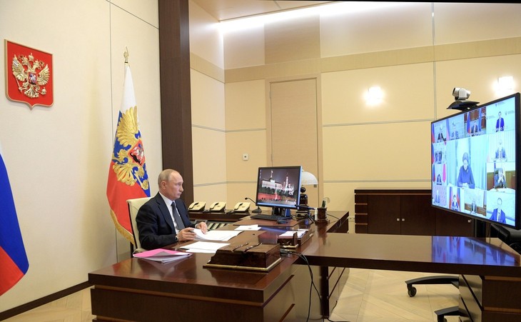 Президент РФ провёл совещание с главами регионов по ситуации с коронавирусом - ảnh 1