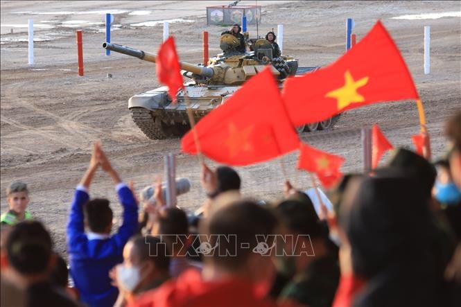 Сборная Вьетнама в АрМИ-2020 отметила День независимости страны на полигоне Алабино - ảnh 1