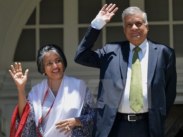 PM Sri Lanka, Ranil Wickremesinghe dan Istri memulai kunjungan resmi di Vietnam - ảnh 1