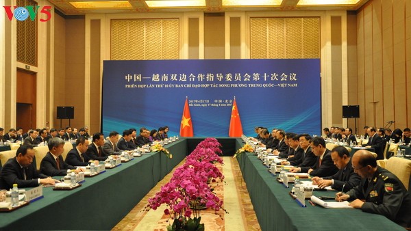Vietnam dan Tiongkok mendorong hubungan persahabatan dan kerjasama komprehensif - ảnh 1