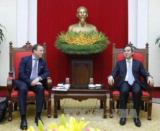Vietnam selalu menyambut kedatangan badan-badan usaha Eropa untuk melakukan investasi di Vietnam - ảnh 1