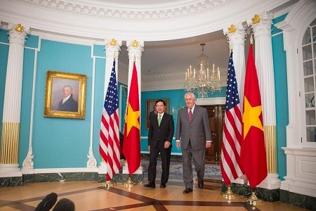 Deputi PM, Menlu Vietnam, Pham Binh Minh melakukan kunjungan resmi di AS - ảnh 1