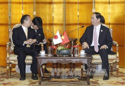 Presiden Vietnam, Tran Dai Quang melakukan pertemuan bilateral  sehubungan dengan kehadiran-nya di KTT Kerjasana Internasional “Sabuk dan Jalan” - ảnh 2