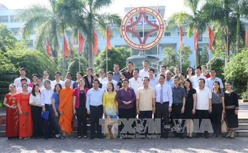 Wakil Ketua MN Vietnam, Tong Thi Phong melakukan kunjungan kerja di provinsi Thai Nguyen - ảnh 1