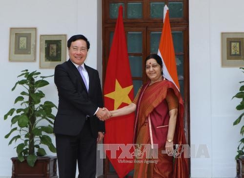 Deputi PM, Menlu Vietnam, Pham Binh Minh  mengunjungi India - ảnh 1