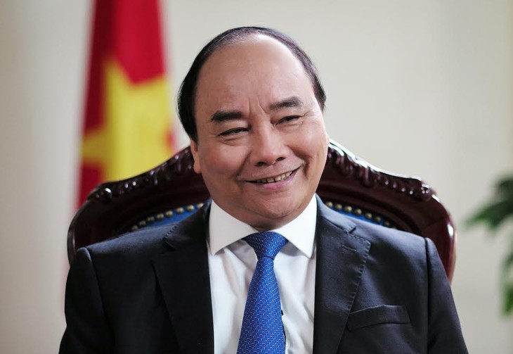 PM Vietnam, Nguyen Xuan Phuc berangkat melakukan kunjungan ke Republik Federasi Jerman dan menghadiri KTT G20 - ảnh 1