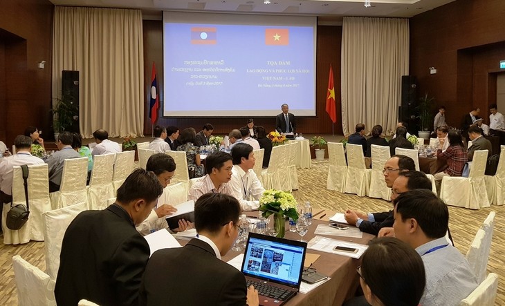 Peringatan ultah ke-55 hubungan Vietnam-Laos: Memperkuat kerjasama tentang tenaga kerja dan sosial - ảnh 1