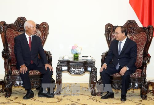 PM Vietnam, Nguyen Xuan Phuc menerima mantan Presiden Grup Taisei - ảnh 1