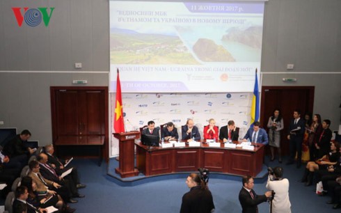 Forum “Hubungan Vietnam-Ukraina pada tahap baru” - ảnh 1