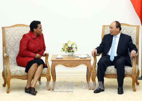 PM Vietnam, Nguyen Xuan Phuc secara terpisah menerima Menlu Liberia dan Dubes Afrika Selatan serta Gabungan Organisasi Ekonomi Jepang - ảnh 2