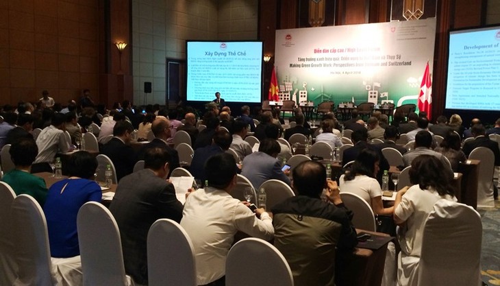 Vietnam memberikan prioritas khusus kepada  pertumbuhan hijau - ảnh 1