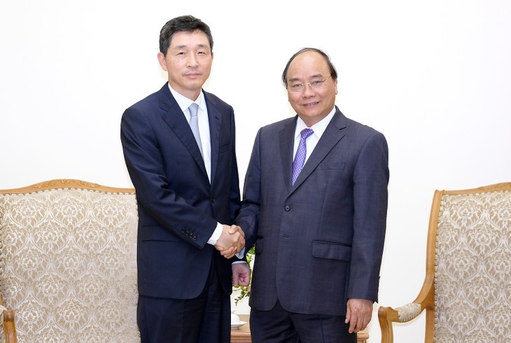 PM Vietnam, Nguyen Xuan Phuc menerima Dubes Republik Korea sehubungan dengan akhir masa baktinya - ảnh 1