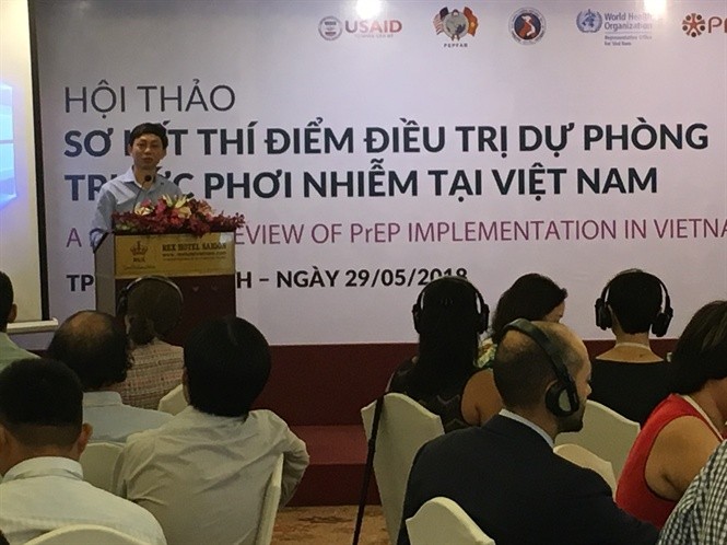 Kira-kira 1.200 orang Vietnam bisa menggunakan obat PrEP untuk mengurangi bahaya ketularan HIV - ảnh 1