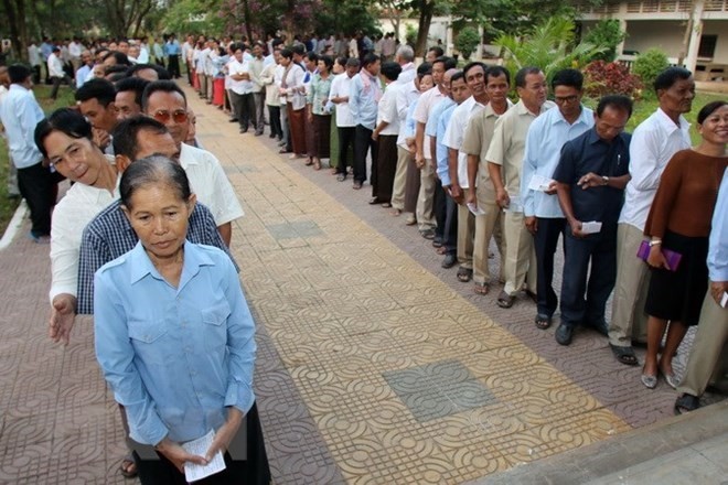 Kamboja memperketat kontrol terhadap informasi di jaringan internet menjelang pemilu - ảnh 1
