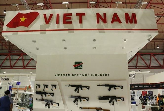 Vietnam berpartisipasi dalam pameran pertahanan di Indonesia - ảnh 1