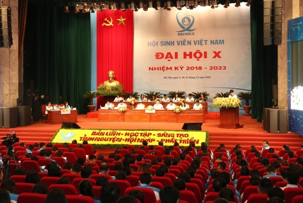 Sidang khidmat Kongres Nasional ke-10 Asosiasi Mahasiswa Vietnam - ảnh 1