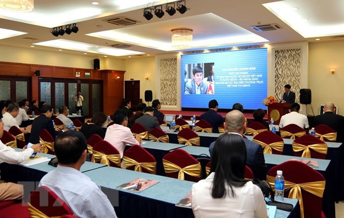 Dialog antara pimpinan dinas dan instansi di Kota Ho Chi Minh dengan badan usaha diaspora - ảnh 1