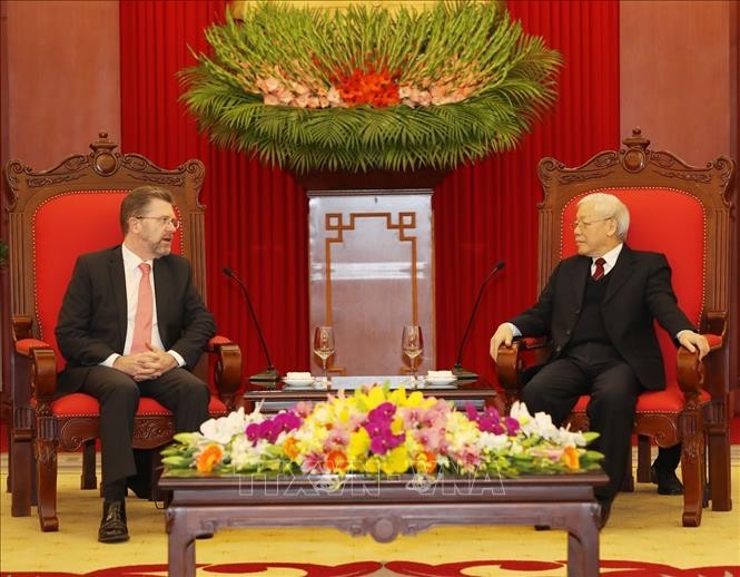 Sekjen, Presiden Nguyen Phu Trong menerima Ketua Majelis Tinggi Australia - ảnh 1