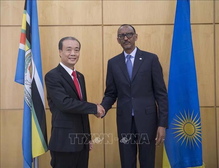Republik Rwanda ingin lebih mendorong hubungan kerjasama dengan Viet Nam - ảnh 1