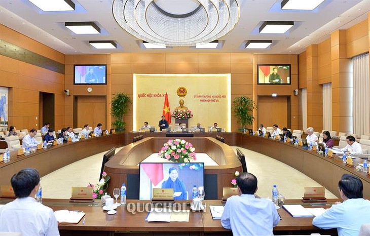 Penutupan persidangan ke-34 Komite Tetap MN Vietnam - ảnh 1