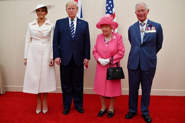Presiden AS, Donald Trump mengakhiri kunjungan di Kerajaan Inggris - ảnh 1