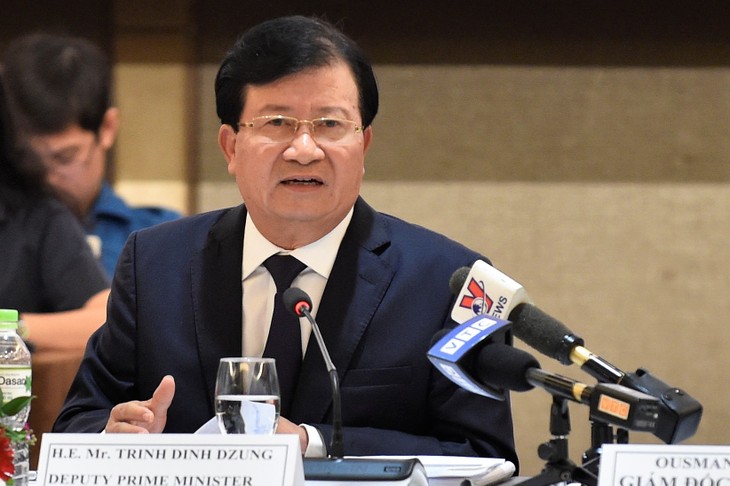 Forum Badan Usaha Vietnam sela periode tahun 2019: Mendorong perkembangan di sektor ekonomi swasta - ảnh 1