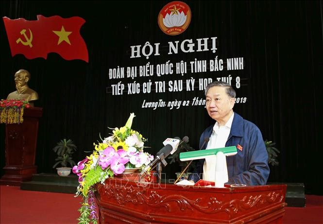 Pimpinan Partai Komunis dan Negara melakukan kontak dengan para pemilih di beberapa provinsi dan Kota - ảnh 2