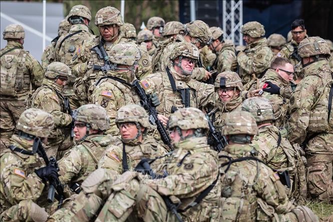 AS mengerahkan jumlah serdadu yang paling besar ke Eropa untuk ikut serta pada latihan perang Defender-Europa 2020 - ảnh 1