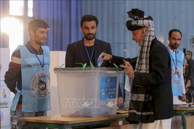 Hasil sementara pilpres Afghanistan: Presiden Ashraf Ghani merebut kemenangan - ảnh 1