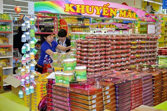 Kementerian Industri dan Perdagangan Vietnam berkomitmen mencegah kekurangan barang dan kenaikan harga mendadak pada Hari Raya Tet 2020 - ảnh 1