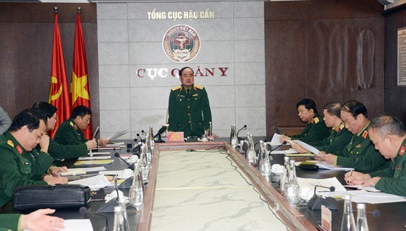 Kementerian Pertahanan Vietnam mengadakan sidang Badan Pengarahan urusan pencegahan dan penanggulanan wabah Covid-19 - ảnh 1
