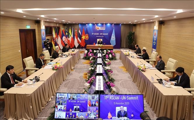 KTT ke-37 ASEAN: Mempererat hubungan kerjasama dengan para mitra - ảnh 1