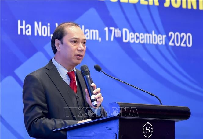 Simposium Internasional Evaluasi Tahun Keketuaan ASEAN 2020 - ảnh 1