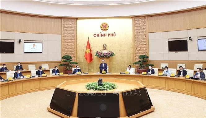 PM Pimpin Sidang Antara Pemerintah Dengan Konfederasi Serkiat Buruh Vietnam - ảnh 1
