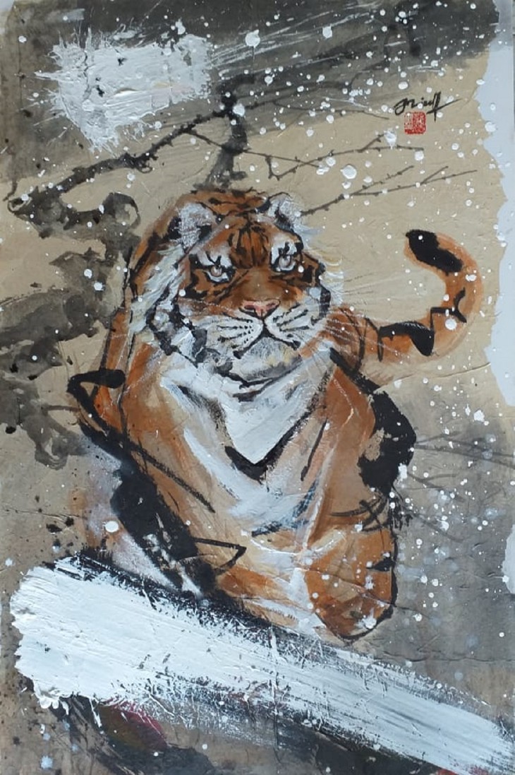 Tahun Nham Dan Nikmati Lukisan  Macan yang hidup-hidup dari Pelukis Nguyen Doan Ninh - ảnh 5