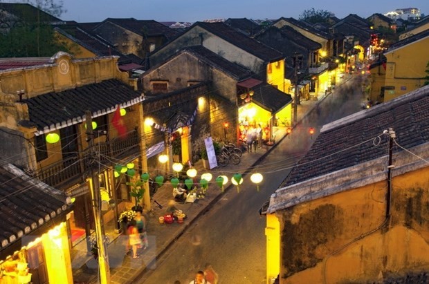 Daerah Pusaka yang  Mirakel –Hubungkan Pariwisata 5 Provinsi di Vietnam Tengah - ảnh 3