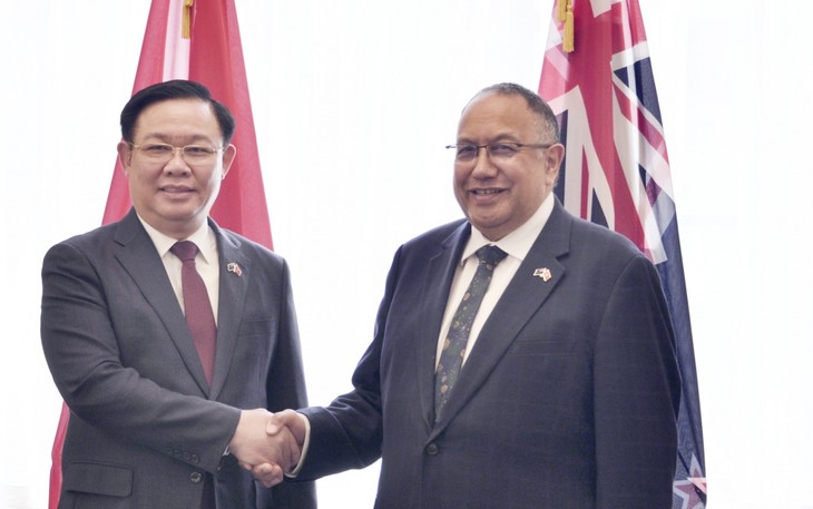 Ketua MN Vuong Dinh Hue Akhiri  dengan Baik Kunjungan Resmi Ke Australia dan Selandia Baru - ảnh 2