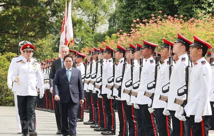 Diplomatik Vietnam – Semangat Konektivitas Ekonomi di ASEAN - ảnh 1