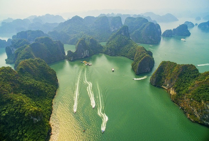 Mu Cang Chai dan Teluk Ha Long Masuk ke Daftar Destinasi Paling Cerah di Dunia Tahun 2023 - ảnh 7