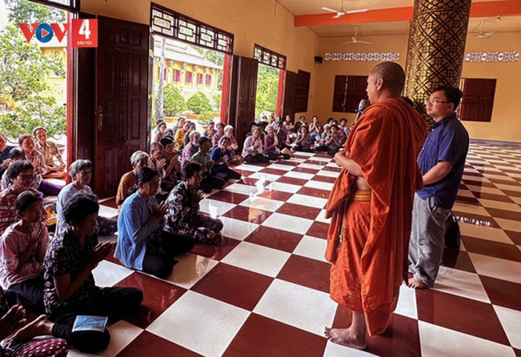 Thach Da Ra, Seorang Pendeta Khmer yang Dengan Sepenuh Hati demi Agama dan Masyarakat - ảnh 1