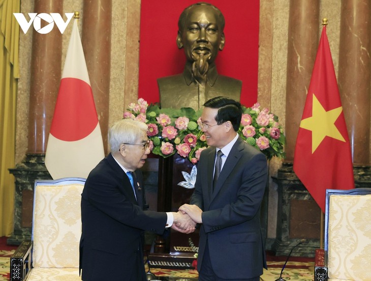 Presiden Vietnam, Vo Van Thuong Terima Ketua Majelis Tinggi Jepang - ảnh 1