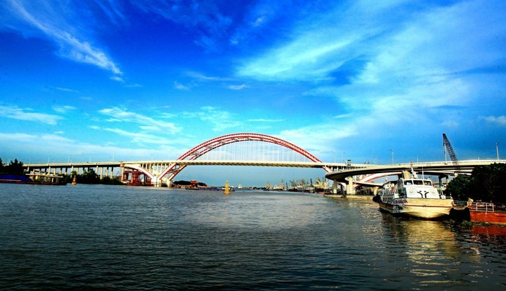 Bapak Le Van Thanh – Seorang yang Berkontribusi Mengubah Wajah Kota Pelabuhan Hai Phong - ảnh 2