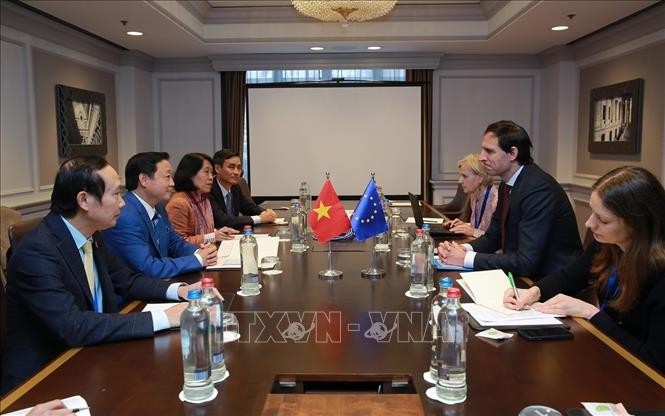 Vietnam Bersedia Menjadi Jembatan Penghubung untuk Membantu Uni Eropa Terkait dengan Kawasan Asia Tenggara - ảnh 2