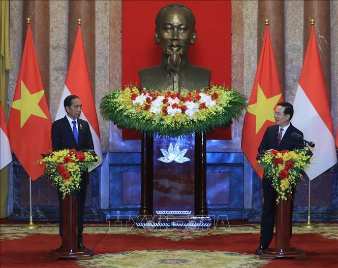 Presiden Vietnam, Vo Van Thuong dan Presiden Indonesia, Joko Widodo Sepakat Meningkatkan Hubungan ke Level Baru - ảnh 2