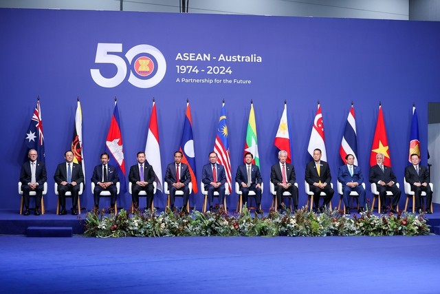 PM Vietnam, Pham Minh Chinh Hadiri Upacara Penyambutan Resmi Para Kepala Delegasi Peserta Konferensi ASEAN-Australia - ảnh 1