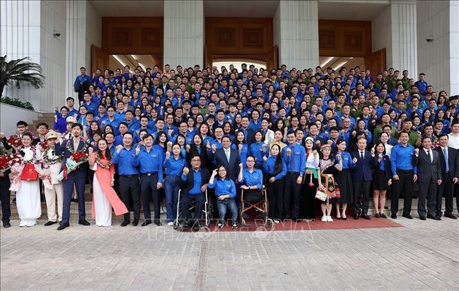 PM Vietnam, Pham Minh Chinh Berdialog dengan Kalangan Pemuda - ảnh 1
