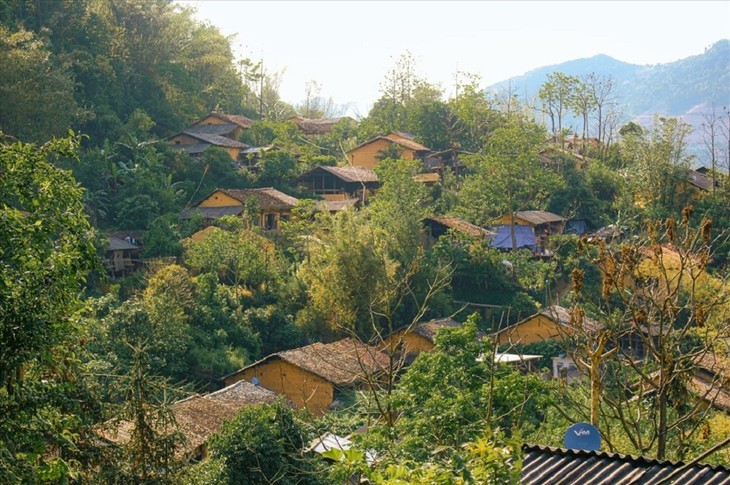 Dusun-Dusun yang Indah seperti Bumi Dongeng di Provinsi Ha Giang - ảnh 1