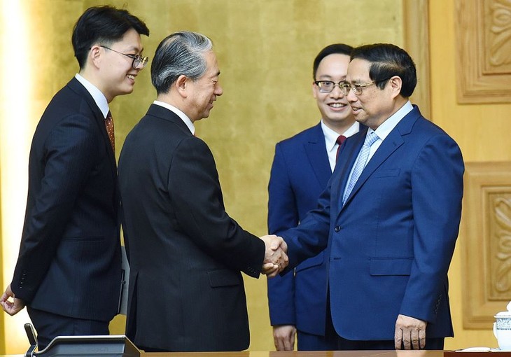 PM Vietnam, Pham Minh Chinh Terima Dubes Tiongkok sehubungan dengan Akhir Masa Baktinya di Vietnam - ảnh 1