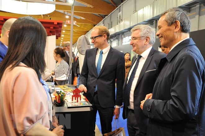 Vietnam’s culture, tourist sites introduced at Brussels Holiday Fair - ảnh 1