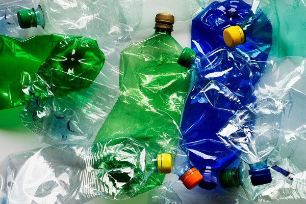 Foreign embassies, organisations advocate reducing plastic pollution in Vietnam - ảnh 1